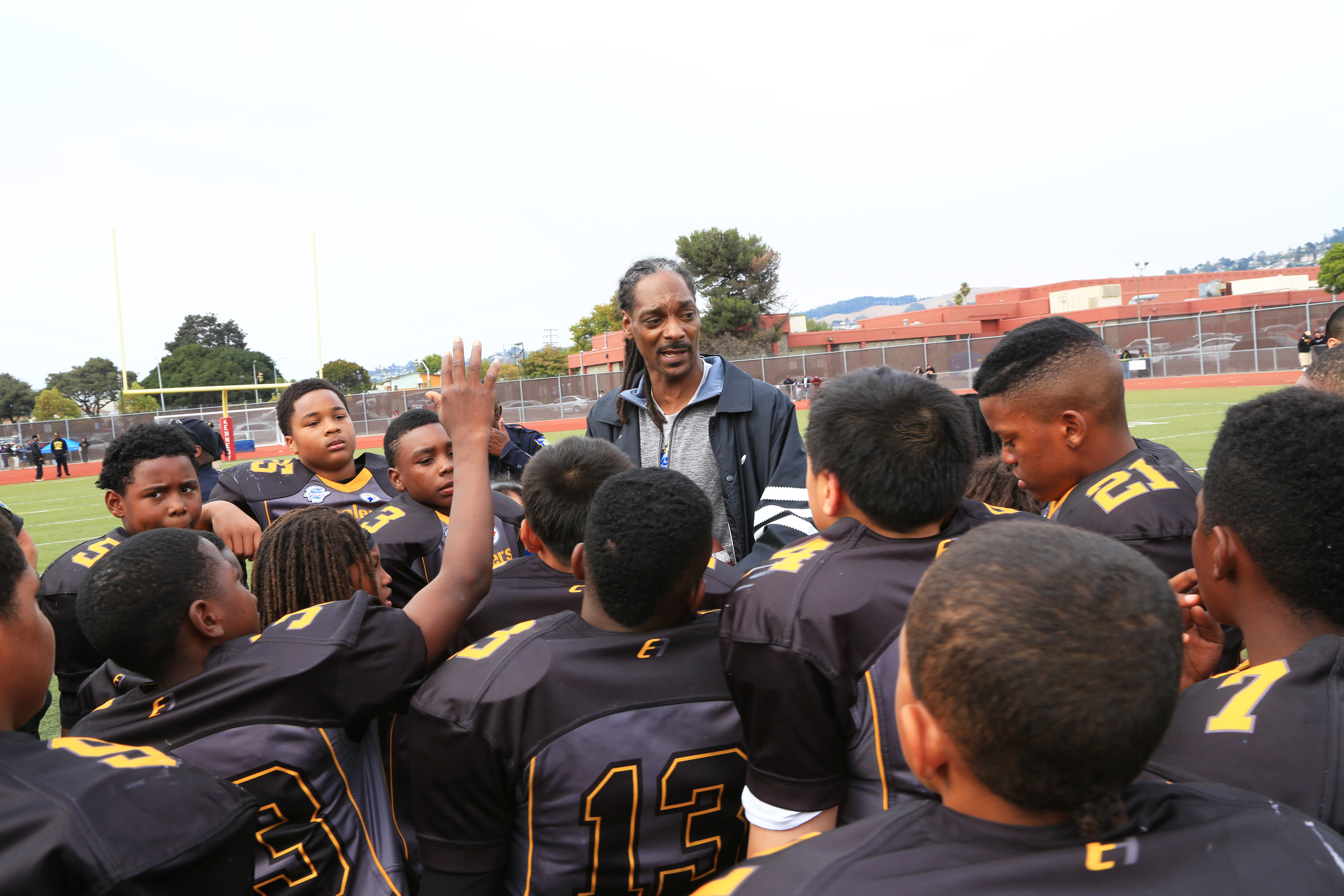 Snoop Dogg, football help Richmond kids stay out of trouble - Richmond  Confidential